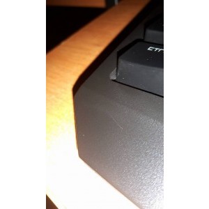 O am de o luna, poate 2 si s-a zgariat, nu stiu cum..
Oricum, e o tastatura foarte faina!!