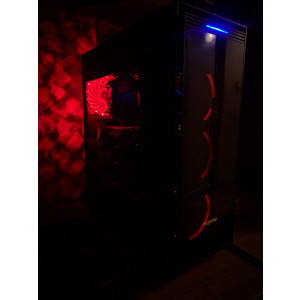 In it's full red glory. Except for the blue LED, fuck that.