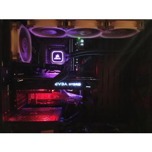 Noctua NF-A12x25 PWM montate in carcasa Fractal Design Meshify S2, AiO pe H150i Pro RGB si EVGA...