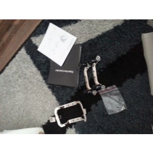 Accesoriile care vin in cutie.