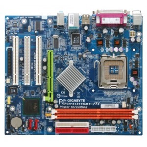 GIGABYTE GA-8I865GME-775