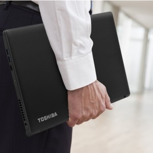 Toshiba 15.6" Satellite Pro R50-B-17V, HD, Procesor Intel® Core™ i5-5200U 2.2GHz Broadwell, 4GB, 1TB, GMA HD 5500, no OS