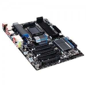 GIGABYTE GA-990FXA-UD5