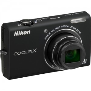 Nikon CoolPix S6200 Black + card 4GB + geanta ALM230101