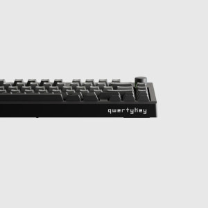 QwertyKey 75 Pro V2 RGB Black Liniar Prelubrifiat V2 Switch Mecanica