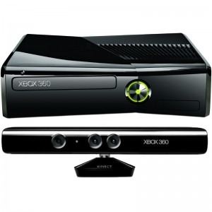 Microsoft Xbox 360 250GB + Kinect + Kinect Adventures + Fifa 14 + Live GOLD 3M