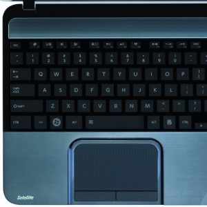 Toshiba 15.6'' Satellite L855-10W Ivy Bridge i7-3610QM 2.3GHz 6GB 750GB Radeon HD 7670M 2GB Win 7 Home silver