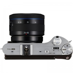 Samsung NX300 maro + Obiectiv NX 18-55mm f/3.5-5.6 OIS III