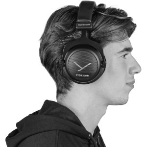 beyerdynamic TYGR 300 R Black