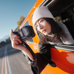 Insta360 Ace Pro 2 Midnight Black Ultimate Videography Bundle