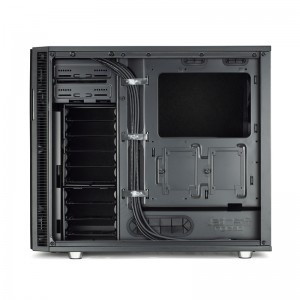 Fractal Design Define R5 Blackout Edition Window