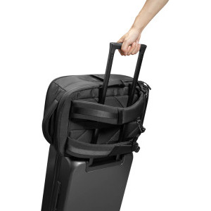 Tomtoc Rucsac laptop 16 inch TechPack-H73 X-Pac, materiale X-Pac si Nylon 1680D, fermoare YKK impermeabile, culoare negru
