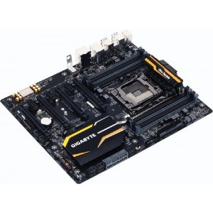 GIGABYTE GA-X99-UD4P